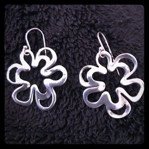 Silpada Sterling Silver Flower Earrings W1337